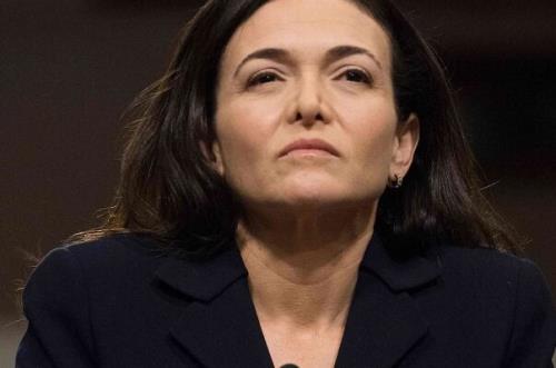 تنها زن مدیر ارشد فیسبوک از این شرکت جدا شد