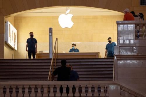 اپل بابت شکایت کارمندانش 30میلیون دلار جریمه می دهد